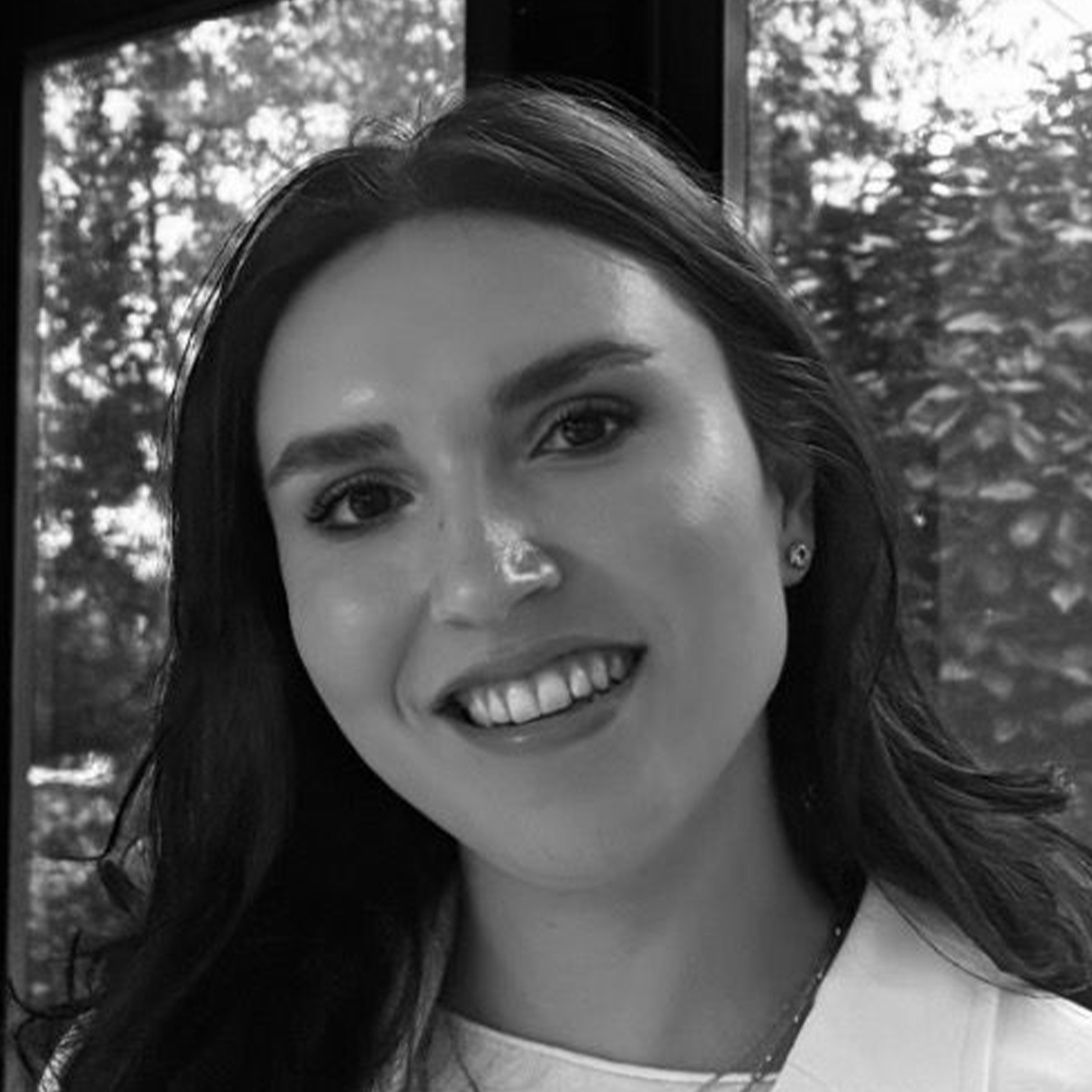 Prof. Dr. Ayşe Demir